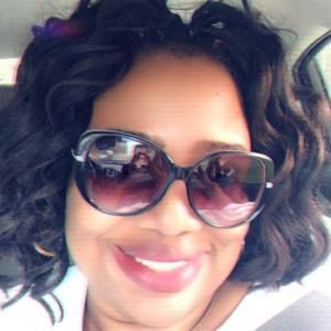 Meet your Posher, Nakisha